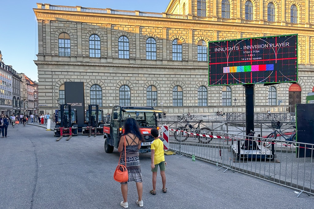 Screen auf der IAA 2023